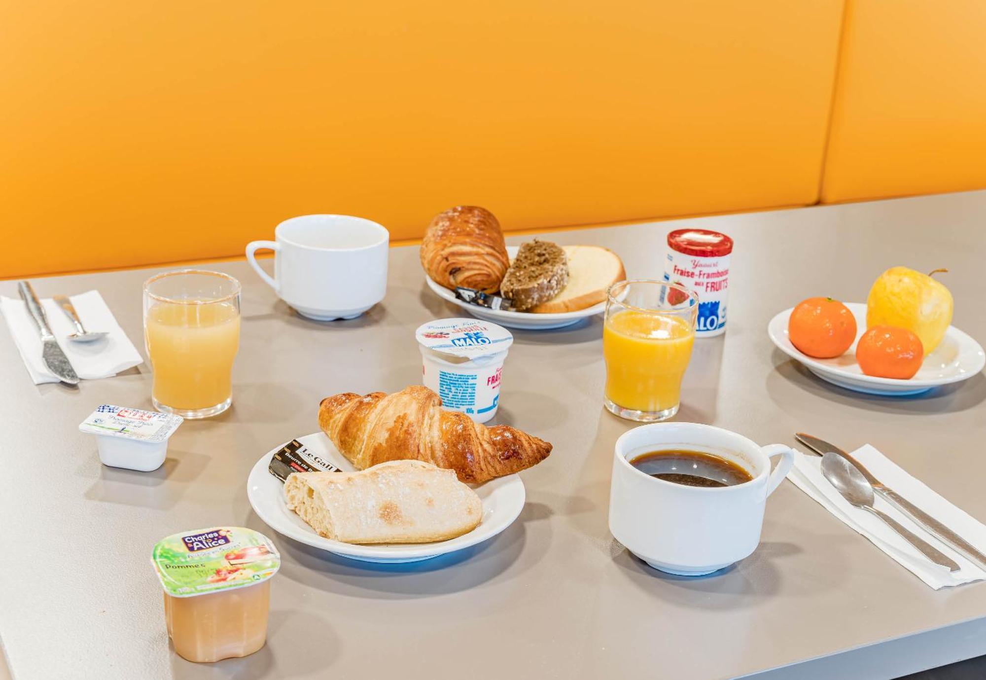 B&B Hotel Poitiers 3 Futuroscope ชาสเซเนย-ดู-ปัวตู ภายนอก รูปภาพ