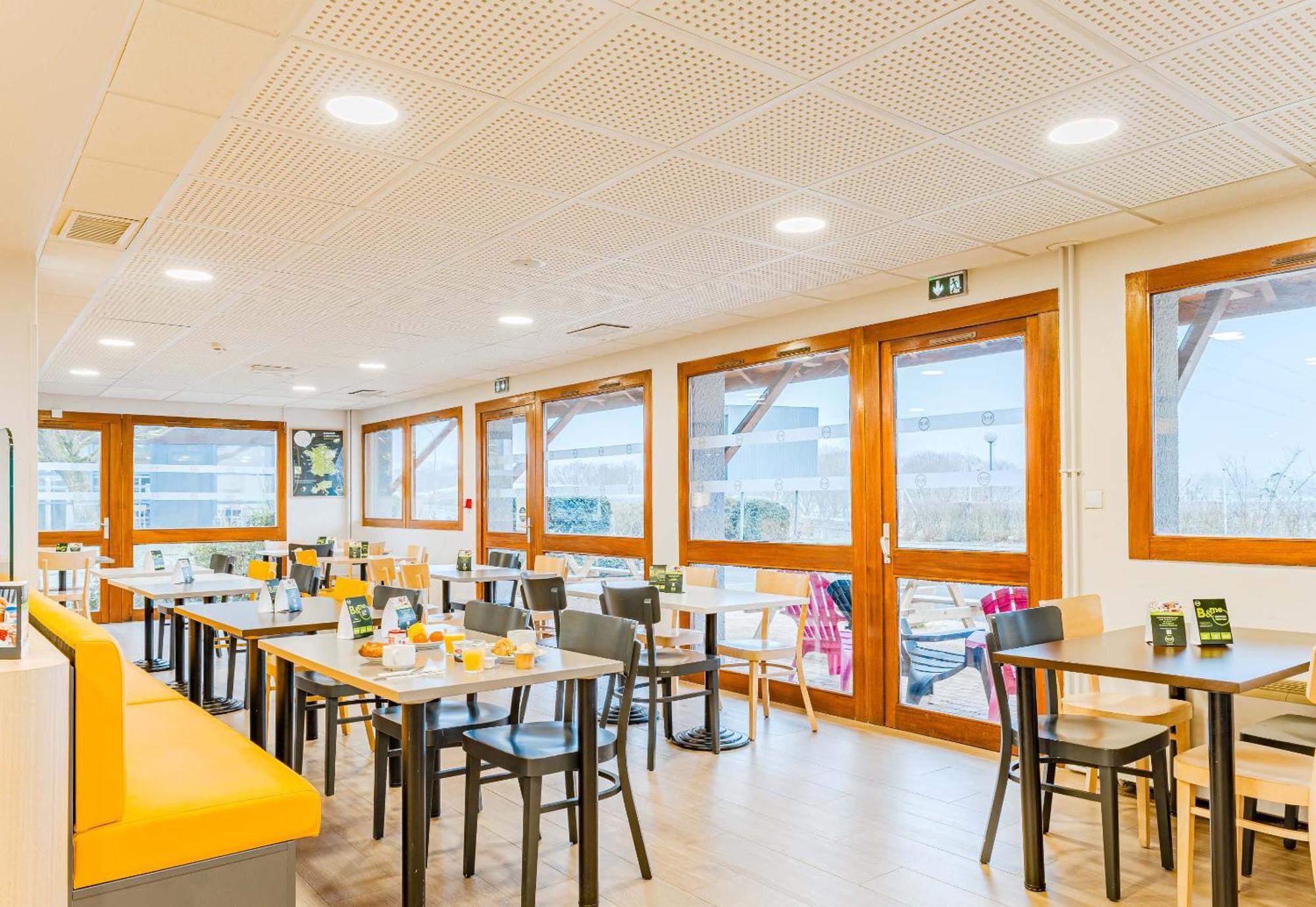 B&B Hotel Poitiers 3 Futuroscope ชาสเซเนย-ดู-ปัวตู ภายนอก รูปภาพ